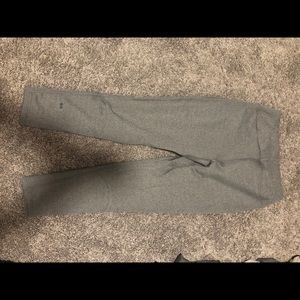 Uni Qlo Grey leggings